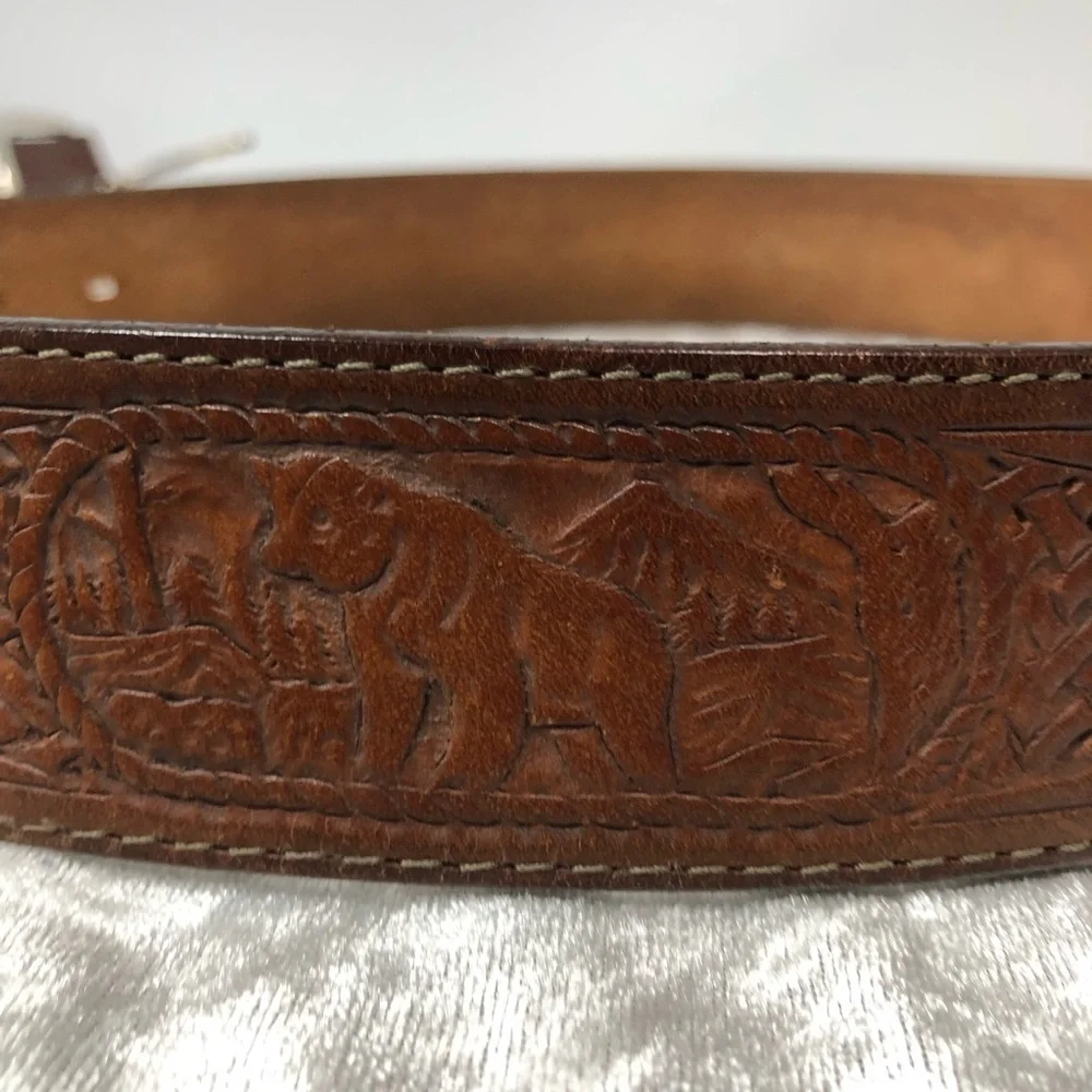 Justin Tooled Belt Outdoorsman Western Cowhide Leather Embossed Hunting Fishing - Picture 2 of 15